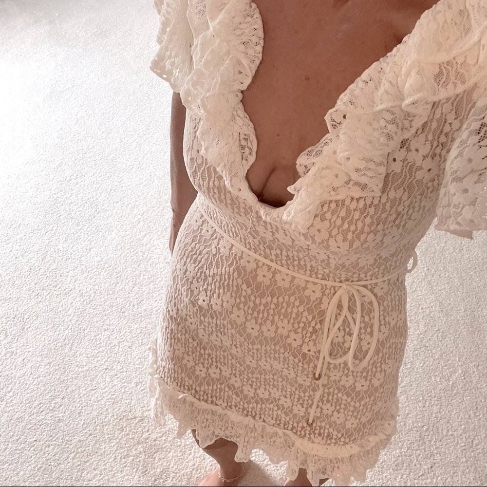 Selfie Leslie darling lace dress. S